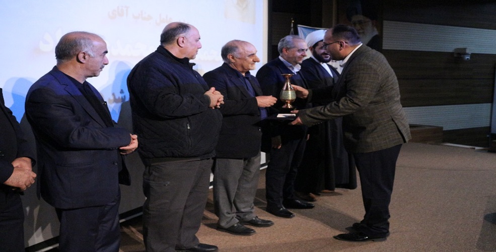 کسب رتبه فناور برتر مراکز رشد در بیست و سومین جشنواره پژوهش و فناوری دانشگاه علوم پزشکی تبریز